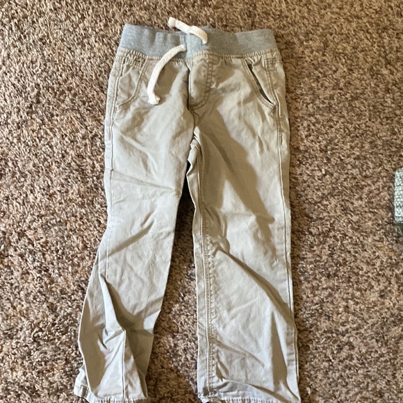Old Navy 2T top and pants - Picture 5 of 7
